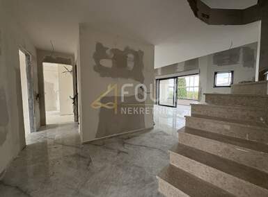 Stan, Fažana, prodaja, 353000 €, 138 m2
