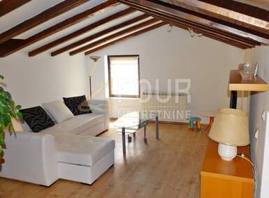 Trosoban stan, Matulji, Jušići, najam, 850 €, 90 m2