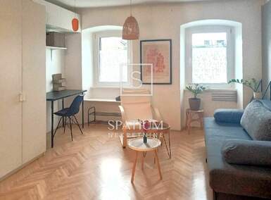 Dvosoban stan, Rijeka, Bulevard, najam, 550 €, 43 m2