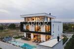 Kuca, Pula, Centar, prodaja, 2000000 €, 470 m2