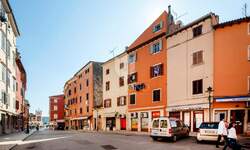 Poslovni prostor, Rovinj, najam, 2500 €, 22 m2