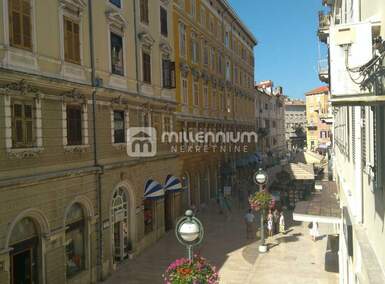Trosoban stan, Rijeka, Centar, prodaja, 255000 €, 53 m2