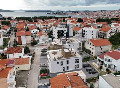 Trosoban stan, Vodice, prodaja, 245000 €, 67 m2