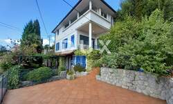 Kuca, Opatija, Pobri, prodaja, 730000 €, 366 m2