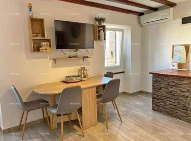 Kuca, Rovinj, prodaja, 570000 €, 140 m2