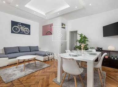 Trosoban stan, Rijeka, Centar, najam, 800 €, 53 m2