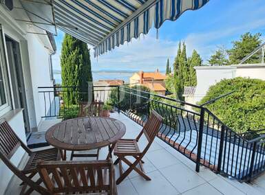 Trosoban stan, Crikvenica, Dramalj, prodaja, 270000 €, 74 m2