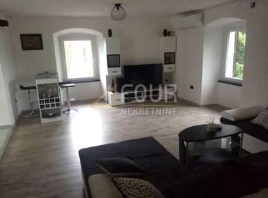 Dvosoban stan, Rijeka, Orehovica, prodaja, 185000 €, 73 m2