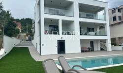 Dvosoban stan, Lovran, najam, 1700 €, 60 m2