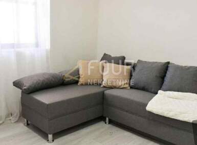 Trosoban stan, Poreč, prodaja, 290000 €, 100 m2