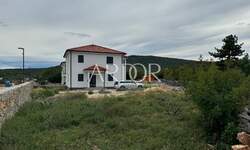 Kuca, Vrbnik, prodaja, 650000 €, 152 m2
