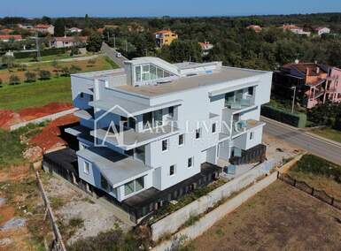 Trosoban stan, Umag, prodaja, 372500 €, 74 m2