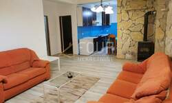 Kuca, Pula, Škatari, prodaja, 395000 €, 205 m2