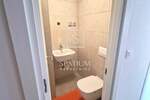 Trosoban stan, Rijeka, Kantrida, najam, 1400 €, 78 m2