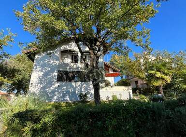 Kuca, Malinska-Dubašnica, Malinska, prodaja, 495000 €, 398 m2