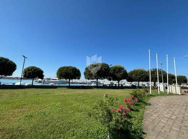Trosoban stan, Umag, prodaja, 240000 €, 60 m2