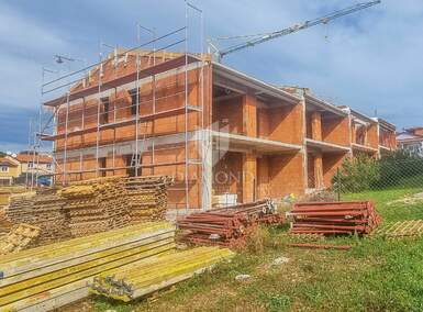 Dvosoban stan, Rovinj, Rovinjsko Selo, prodaja, 243200 €, 66 m2