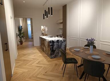 Trosoban stan, Rijeka, Centar, prodaja, 325000 €, 85 m2