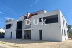 Kuca, Nin, prodaja, 400000 €, 255 m2
