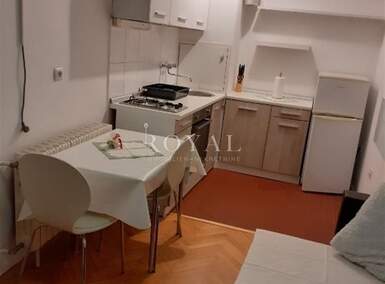 Dvosoban stan, Rijeka, Gornja Vežica, najam, 400 €, 30 m2