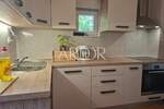 Trosoban stan, Viškovo, Sroki, prodaja, 159000 €, 65 m2