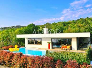 Kuca, Kostrena, prodaja, 1200000 €, 250 m2