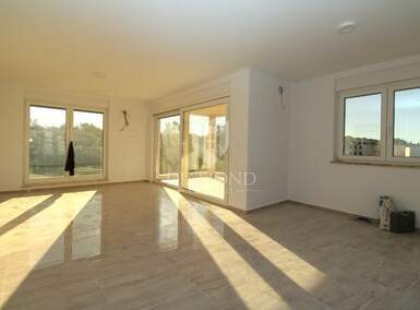 Dvosoban stan, Omišalj, Njivice, prodaja, 147000 €, 33 m2