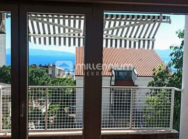 Trosoban stan, Rijeka, Belveder, najam, 1000 €, 76 m2