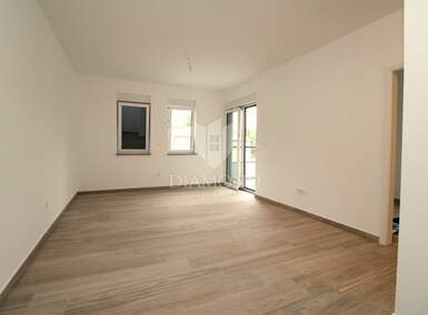 Trosoban stan, Matulji, Jurdani, prodaja, 205000 €, 60 m2