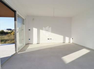 Dvosoban stan, Poreč, prodaja, 280000 €, 67 m2