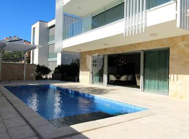 Dvosoban stan, Krk, prodaja, 780000 €, 113 m2
