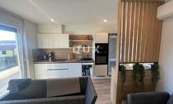 Trosoban stan, Medulin, prodaja, 248000 €, 74 m2