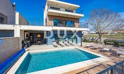 Kuca, Medulin, Banjole, prodaja, 899000 €, 244 m2