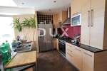 Stan, Privlaka, prodaja, 820000 €, 216 m2