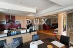 Stan, Privlaka, prodaja, 820000 €, 216 m2
