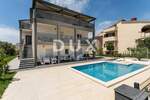 Kuca, Pula, Veli vrh, prodaja, 1300000 €, 400 m2