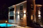 Kuca, Pula, Centar, prodaja, 685000 €, 250 m2