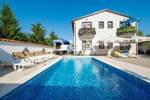 Kuca, Pula, Veli vrh, prodaja, 800000 €, 260 m2