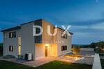 Kuca, Buje, prodaja, 1200000 €, 288 m2