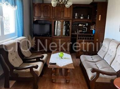 Trosoban stan, Split, Žrnovnica, najam, 1200 €, 120 m2