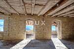 Kuca, Motovun, prodaja, 135000 €, 300 m2