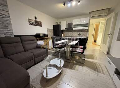 Trosoban stan, Rijeka, Mlaka, najam, 650 €, 43 m2