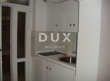 Poslovni prostor, Malinska-Dubašnica, Malinska, najam, 1000 €, 28 m2