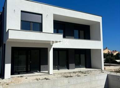 Kuca, Labin, prodaja, 490000 €, 188 m2