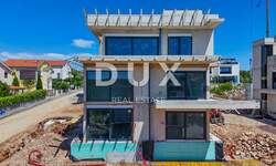 Cetvorosoban stan, Omišalj, Njivice, prodaja, 707200 €, 136 m2