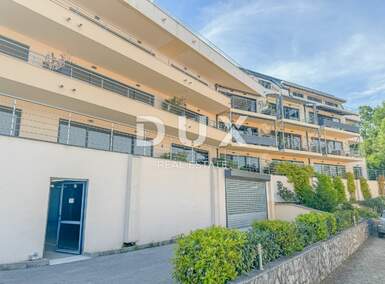 Dvosoban stan, Opatija, Opatija - Centar, prodaja, 355000 €, 71 m2