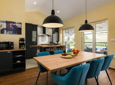 Kuca, Kanfanar, najam, 3700 €, 186 m2