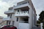 Trosoban stan, Kolan, Mandre, prodaja, 305000 €, 87 m2