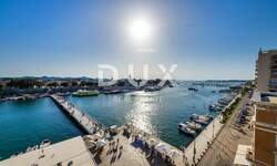 Trosoban stan, Zadar, Branimirova Obala, prodaja, 456000 €, 76 m2