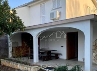 Kuca, Dobrinj, Hlapa, prodaja, 304000 €, 75 m2